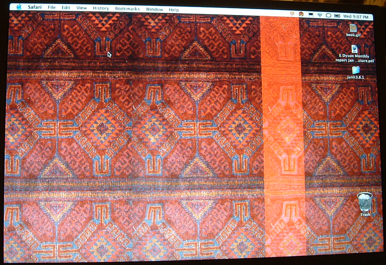 intermittent red flicker in powerbook LCD