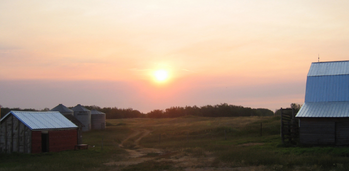 6 AM sunrise over the Saskatchewan prairie