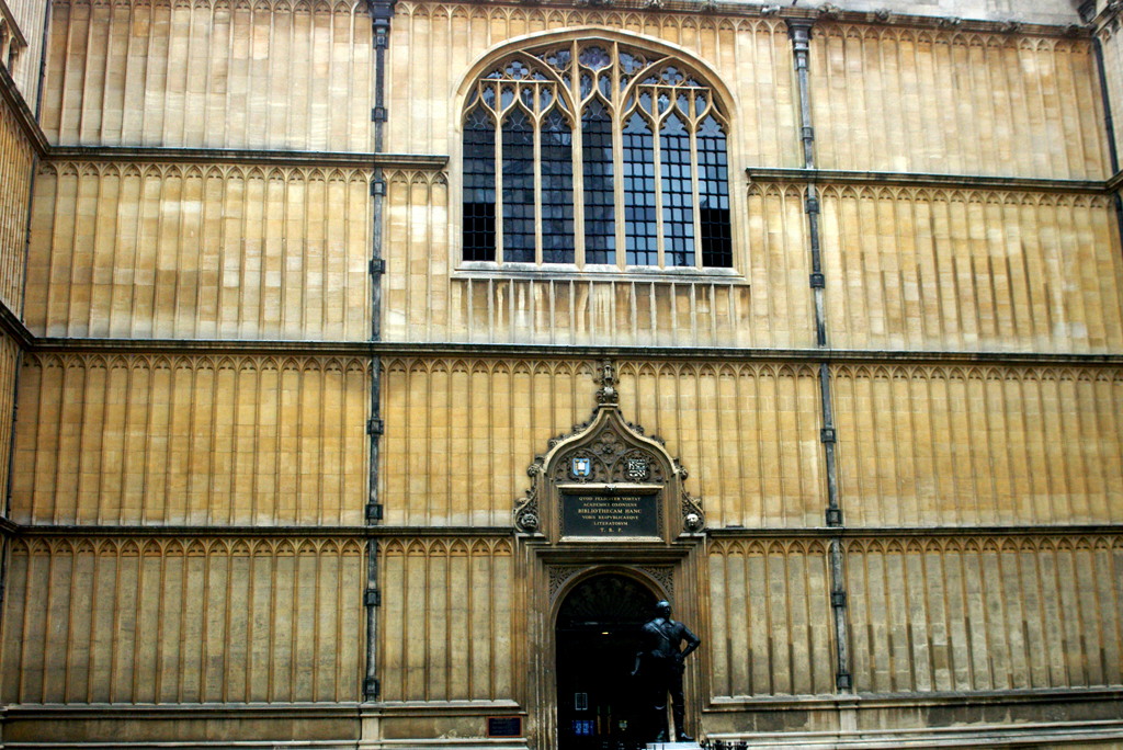 The interior court of the Bodleian Library