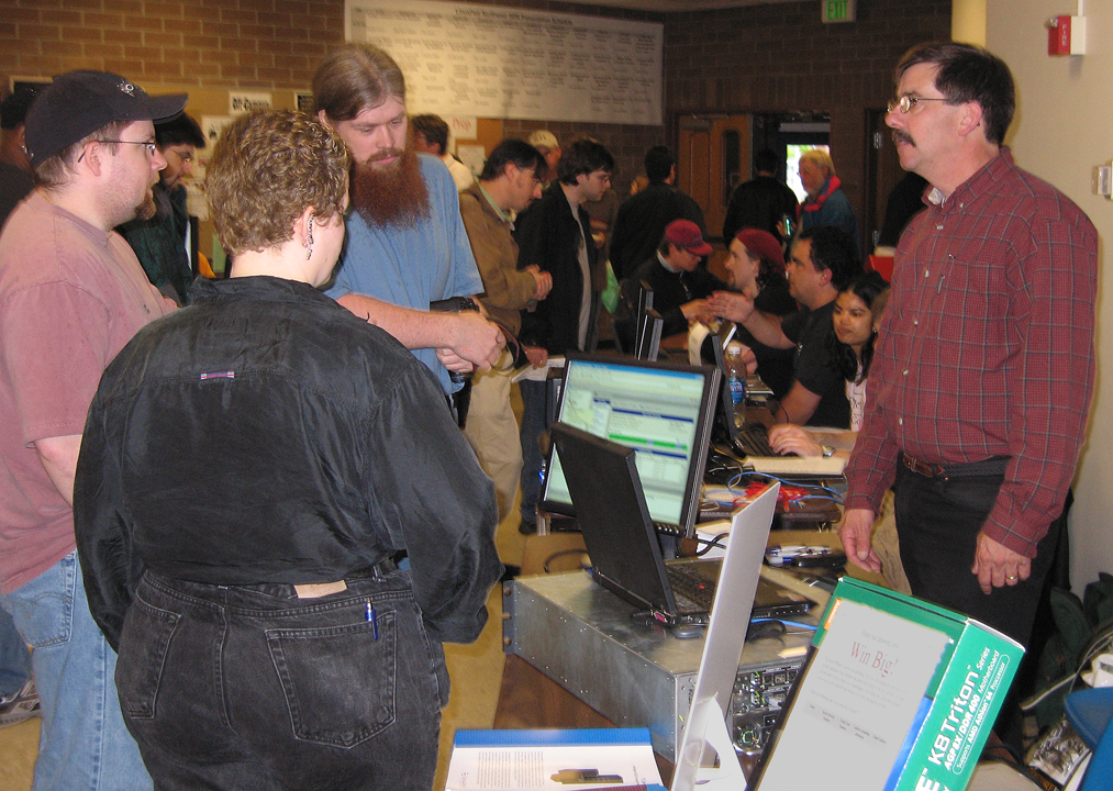 The crowd at Linuxfest Northwest, Bellingham