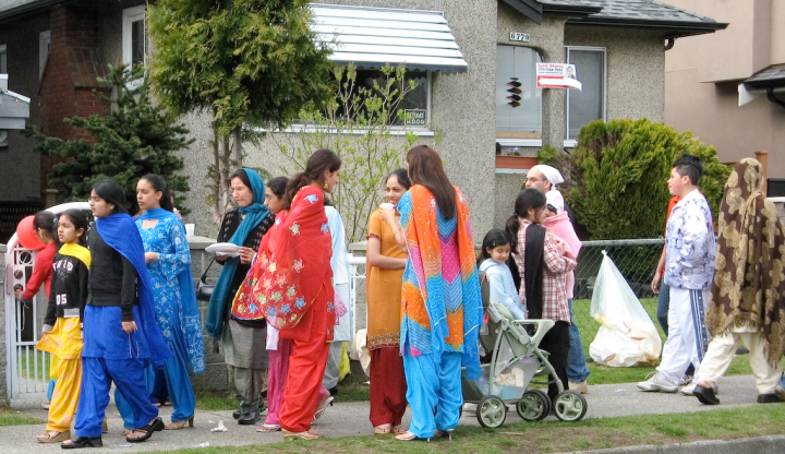 Vaisakhi parade-watchers in Vancouver