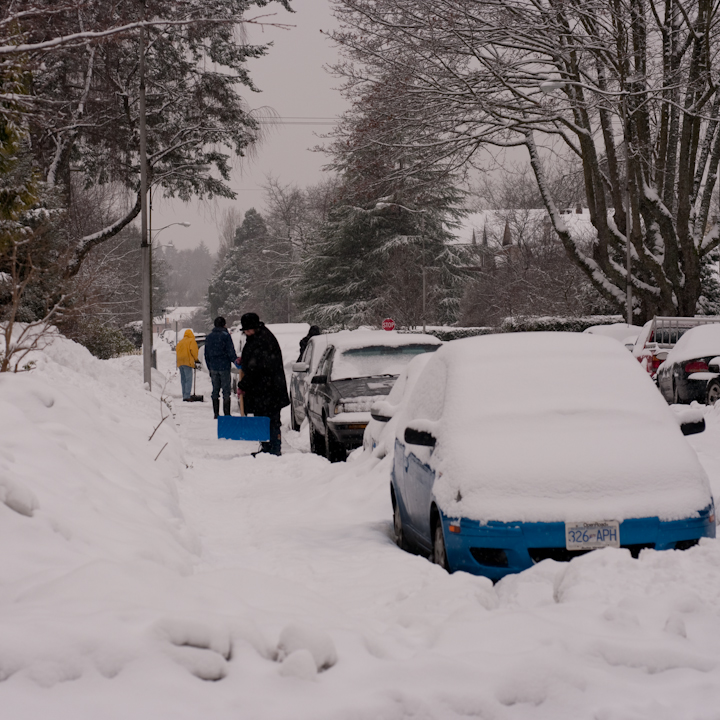 People shoveling snow, Vancouver, January 2009