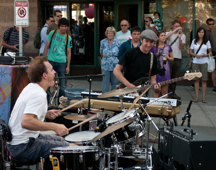 DRMHLLR performs at Car-Free Vancouver Day