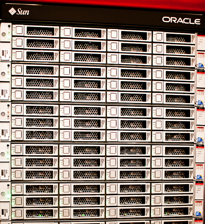 Massive Sun/Oracle storage array