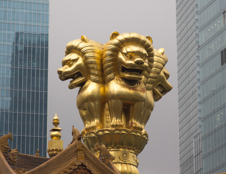 Golden roof decorations at Jing ’an temple in Shanghai