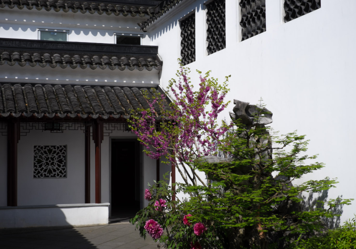 Interior courtyard of the Chinese Garden