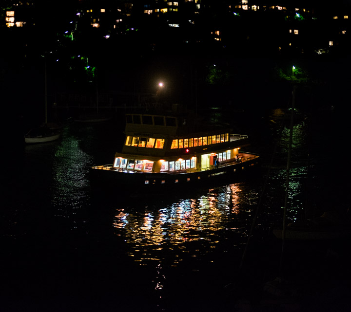 Sydney Ferry on Mosman Bay