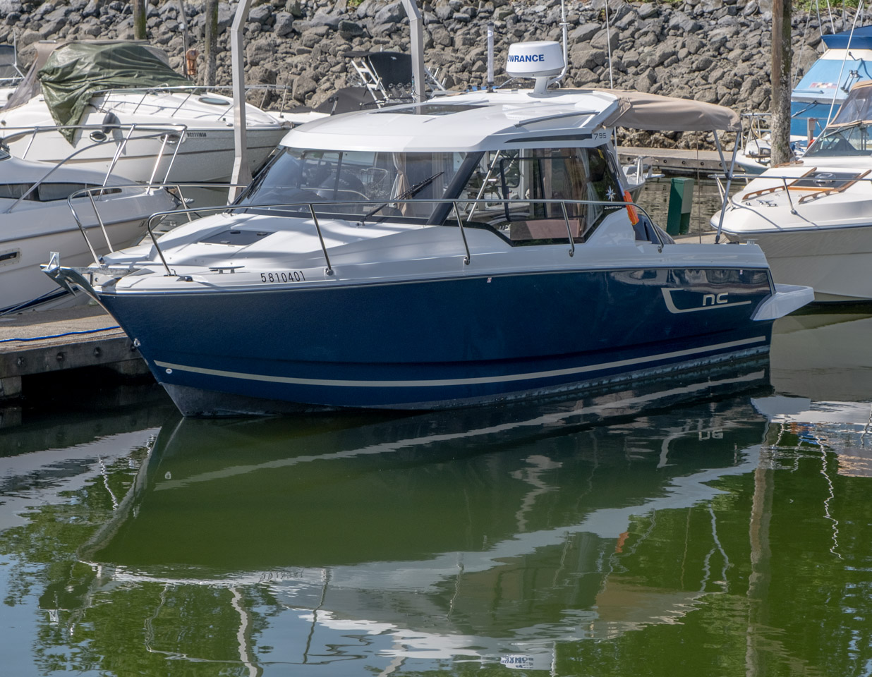 Jeanneau 795