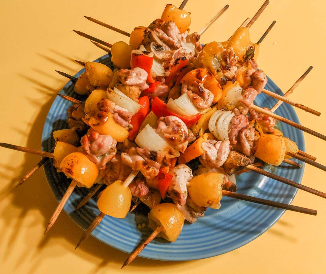 Chicken kebabs ready to eat