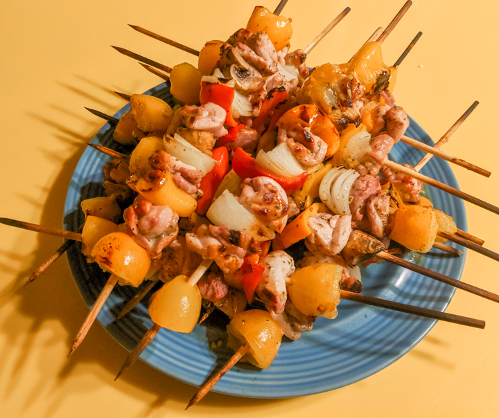 Chicken kebabs ready to eat