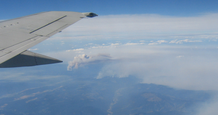 Forest fire in Western Canada from the air (1)