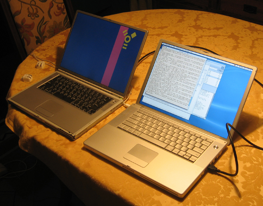 Old and new fifteen-inch Powerbooks