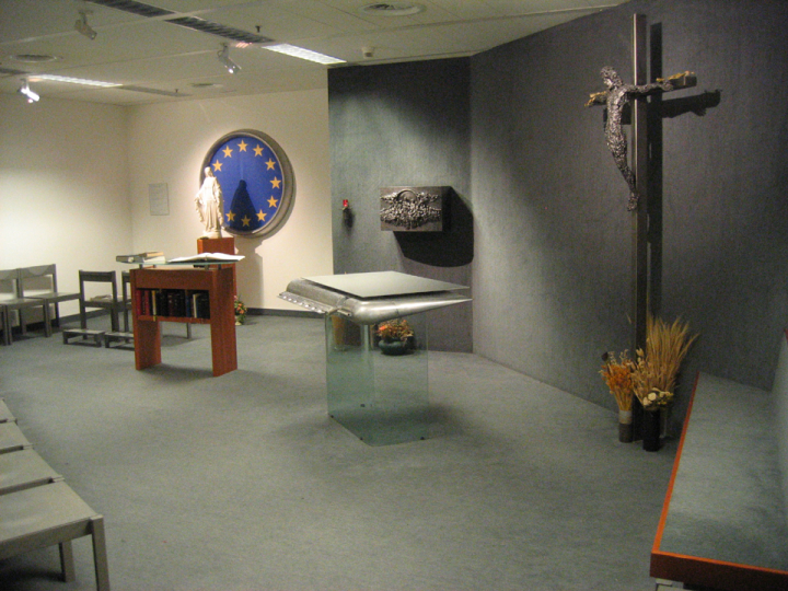 Catholic chapel at Brussels airport