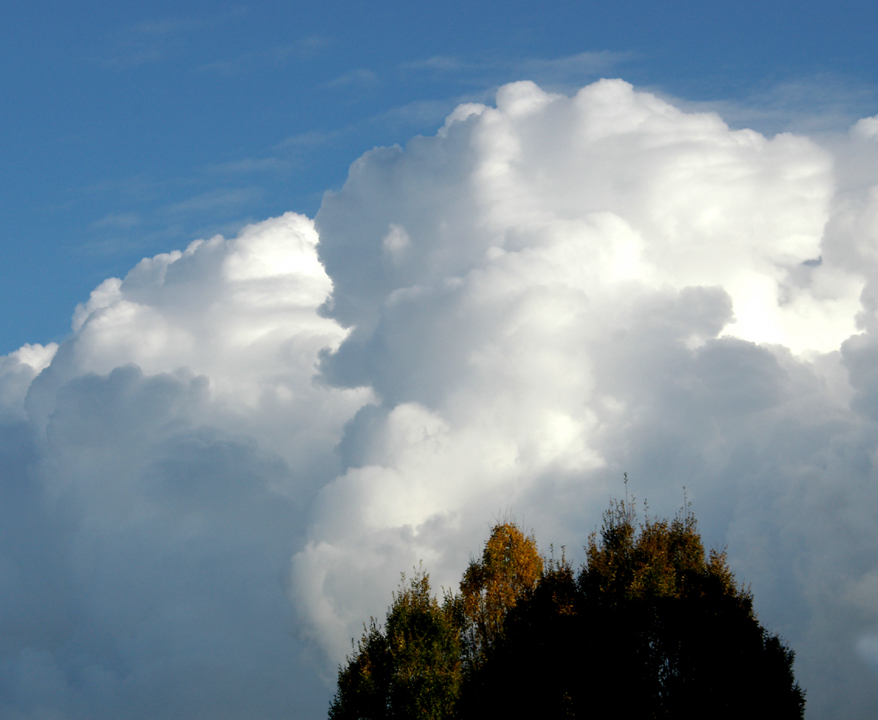 Big white autumn clouds, Vancouver