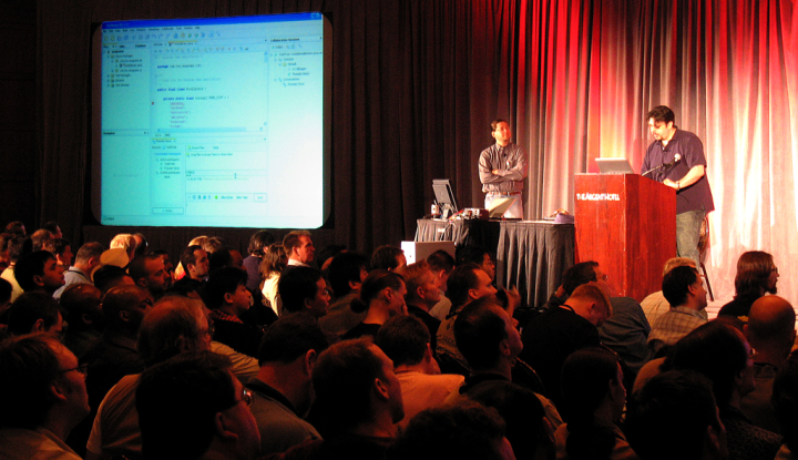 Todd Fast demoing NetBeans collaboration with Jonathan Schwartz in the background