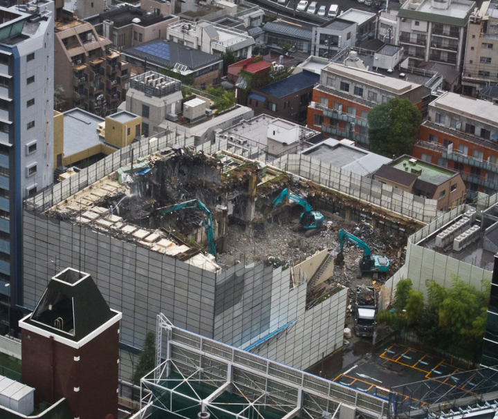 A building in Tokyo being demolished from inside