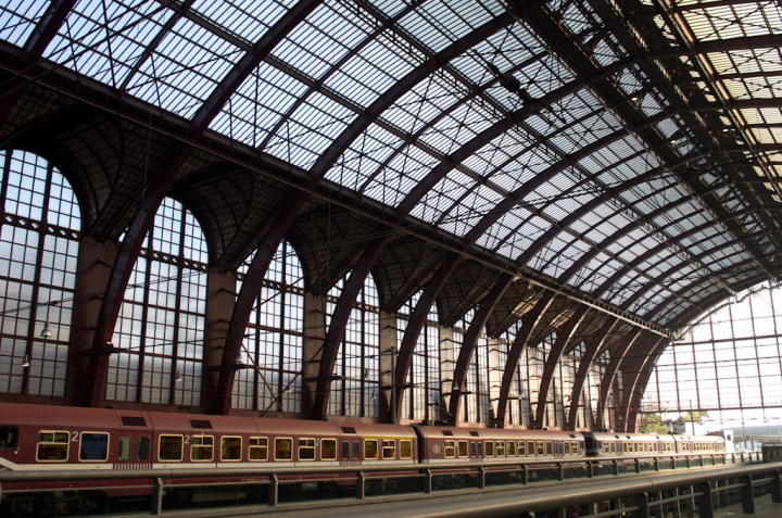 Antwerp train station