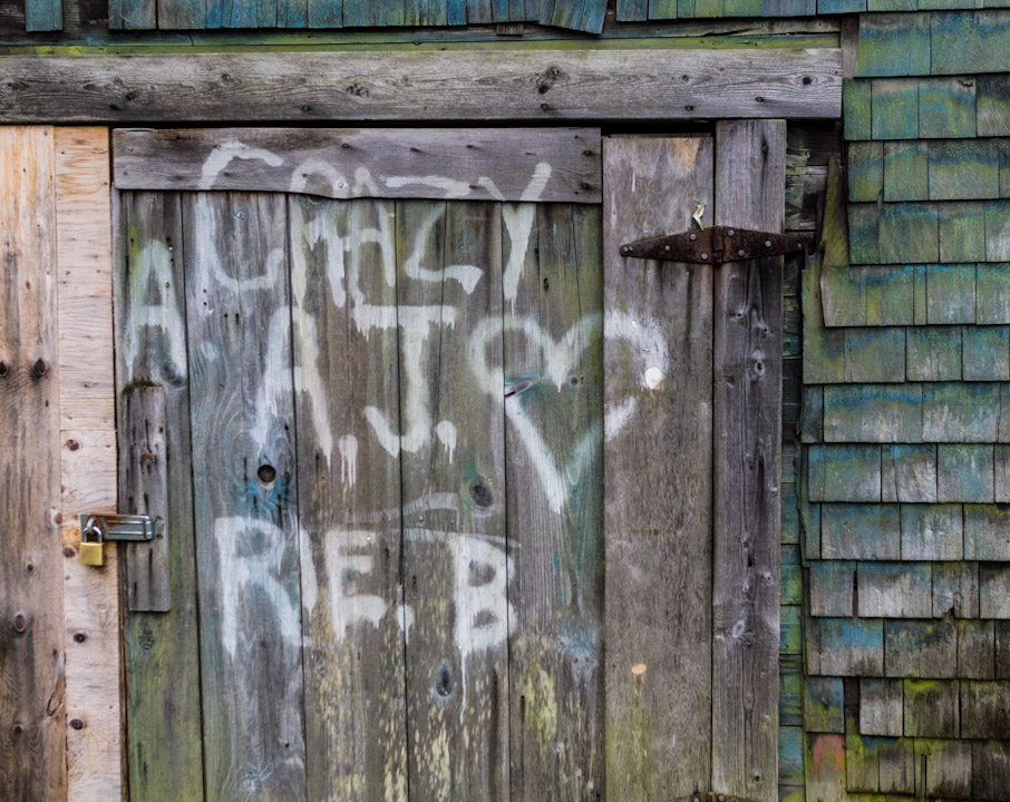 Fading-garage texture