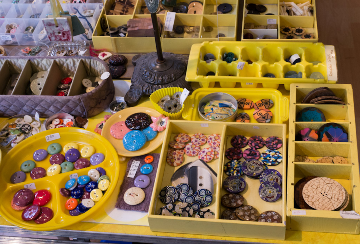 Buttons Buttons