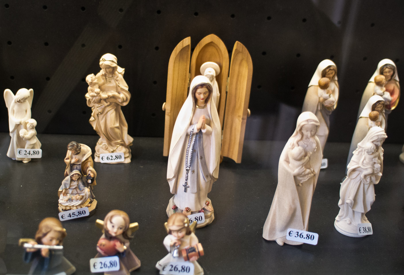 Images of the Virgin Mary and child for sale
