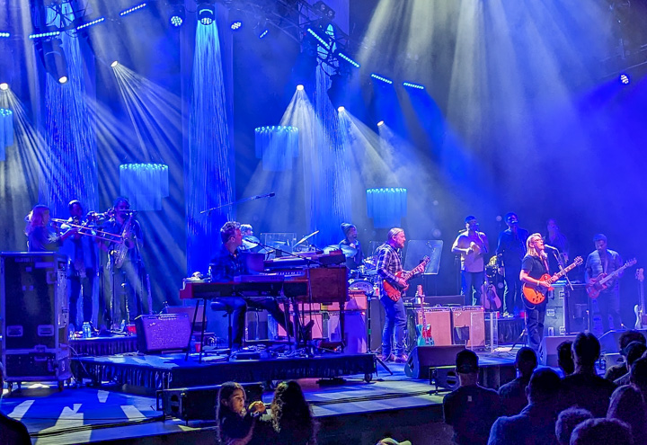 Tedeschi Trucks Band in concert in Vancouver in 2024